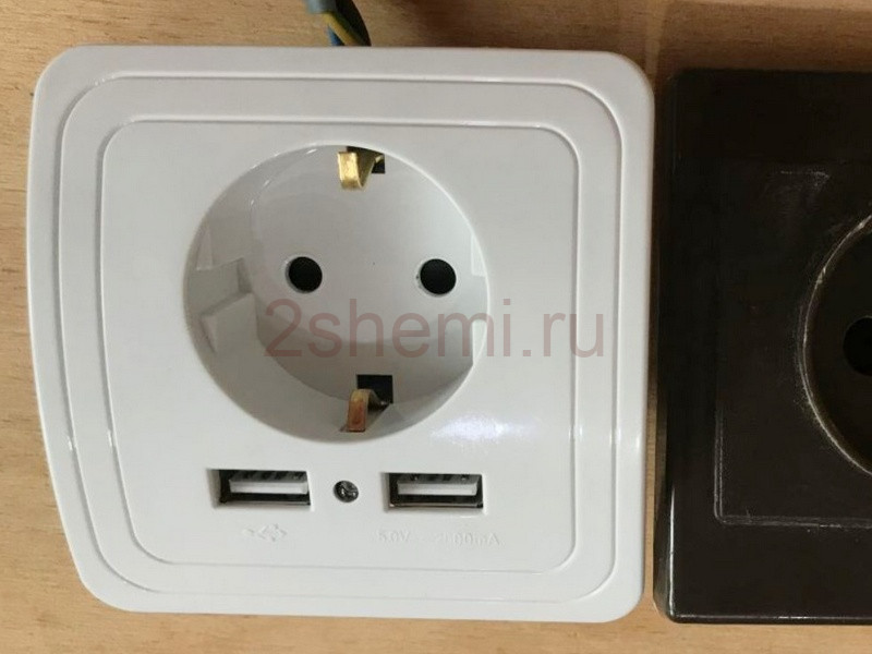 Розетка 220 В со встроенным USB зарядным устройством Розетка 220 В usb (131)