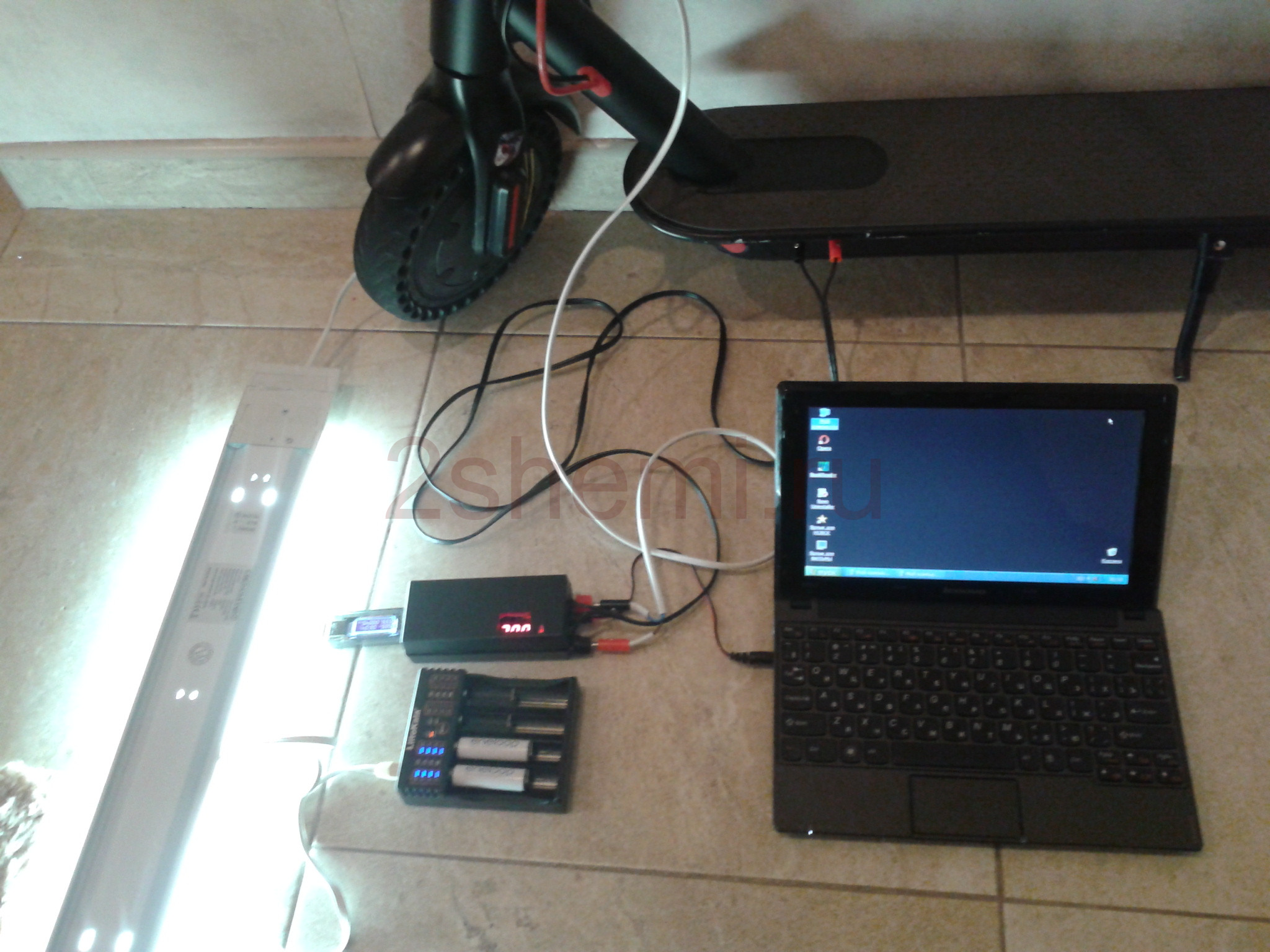 Питание ноутбука, лампы и USB от электросамоката